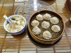 -笑来喜馄饨小笼工坊店(湖滨街店)