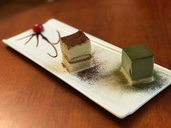 -燕庭·纯燕窝·甜品下午茶(南京西路店)