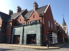 门面-钟书阁(松江泰晤士小镇店)