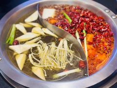 -沸炉重庆老火锅(军事博物馆店)