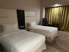 -上海虹桥西郊假日酒店