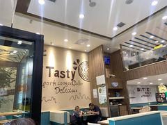 -魏家凉皮(万辉店)