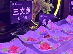 -领鲜活海鲜榴莲自助火锅(东门店)