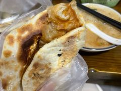 咸烧饼-王氏烧饼无矾油条