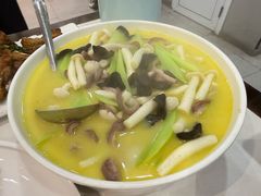 -宏利土菜馆(马山店)