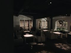 -穹六人间 people 6(岳阳路店)