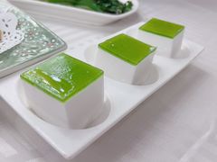 鲜奶椰汁糕-潮福城大酒楼·潮粤菜·港式点心(阳光城店)