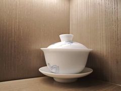 -浅深(世茂滨江精品店)