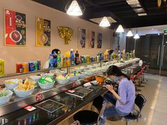 自助取餐区-轩于鲜旋转自助小火锅(新之城购物广场店)