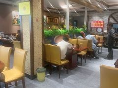 -菌之家·专业纯野生菌火锅·特色炒菌