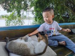 -爆米花儿童美发乐园