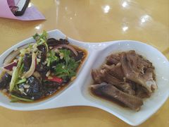 -鹏城人家海鲜酒家·23年老字号(较场尾店)