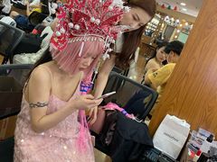 -金夫人化妆摄影职业培训学校