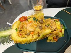 -露露家咖啡店