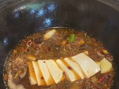-哈尔滨烧烤·山河村铁锅炖(交大店)