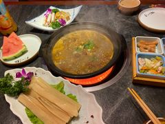 -刘一锅筋头巴脑(新民街店)