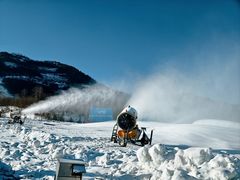 -鳌山滑雪度假区
