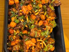 -包整·丝娃娃(一览甲秀楼风景店)