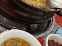 -菌之家·专业纯野生菌火锅·特色炒菌