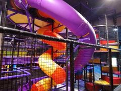 -Tenker Club弹刻极限主题公园 · 蹦床 · 团建 · 生日派对(大关店)