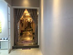 -蕾蕾美颜美容美体