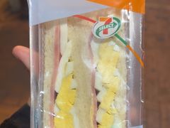 -7-Eleven(地堡街店)