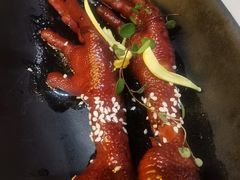 吮指鸡爪-桂满陇天书(南京德基旗舰店)
