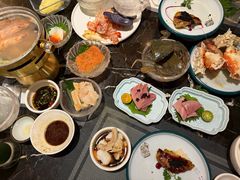 -半岛翡丽海鲜自助餐厅(观风亭店)