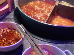 -热火朝天鲜切牛肉火锅(南强街巷店)