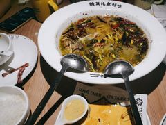 -太二酸菜鱼(天鹅湖万达店)