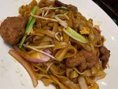 干炒牛河-高第街56号港式餐厅·精选(世茂广场宽厚里大明湖店)