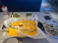 -里岛烤鱼(东港凯虹广场店)