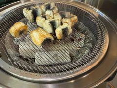 -围炉肉舍•炭烤活鳗•丹东海鲜烤肉(步行街店)