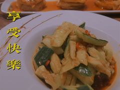 拍青瓜-周渝食惦·酸菜鱼精致川菜(横岗店)