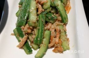 Shrimp Dried and Pork Stir-fried with Loofah