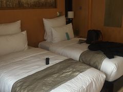 -上海世茂广场(南京东路店)