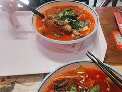 -何记花甲(海岸城旗舰店)