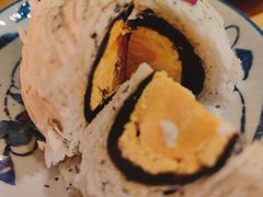 手工芝麻蛋黄酥-竹里馆·淮扬菜·功夫茶(老门东店)