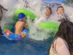 -欢乐水魔方水世界