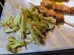 -西街夜油条·麻团包乌饭