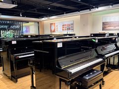 -柏斯音乐艺术中心·钢琴·吉他(上音店)