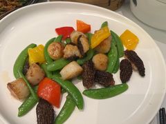 虾茸酿羊肚菌煎炒鲜带子-上海小南国(金桥国际广场店)