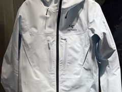 -ARC'TERYX始祖鸟(北京王府中环店)