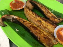 -明记烧鱼美味店