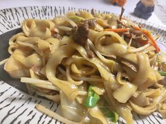 -天天向上素食餐厅(五台山店)