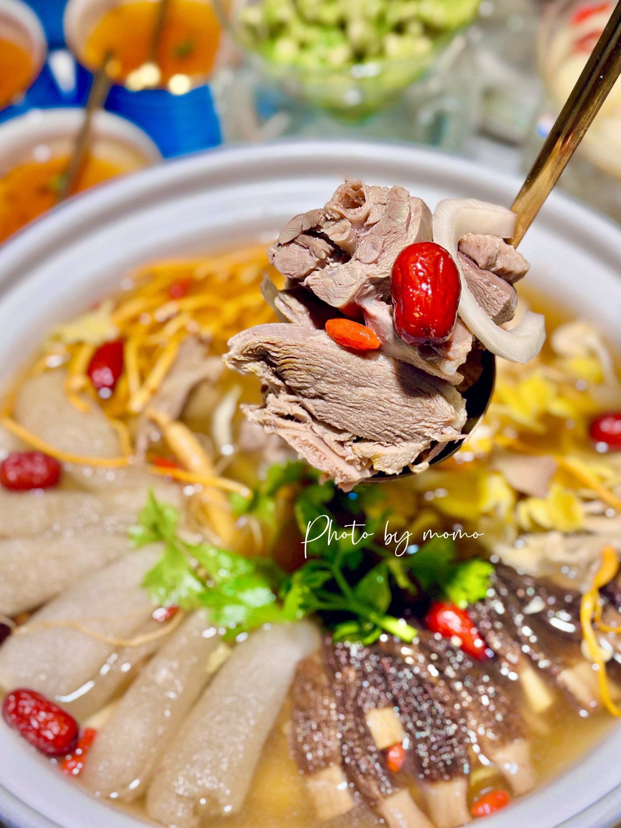 心心念念的竹荪鹅,真的鲜掉眉毛嘞!