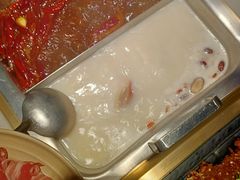 -尚尚仙·酸汤猪手·猪肚鸡火锅(华联万柳购物中心店)