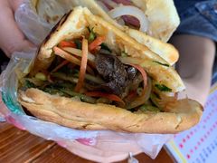 夹张飞牛肉凉粉-刘氏方酥锅盔(古城总店)