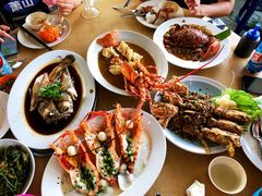 -大树下海鲜饭店