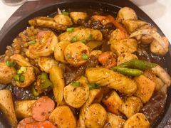 -鑫巴蜀小镇 · 水煮鱼专研店(玉桥店)